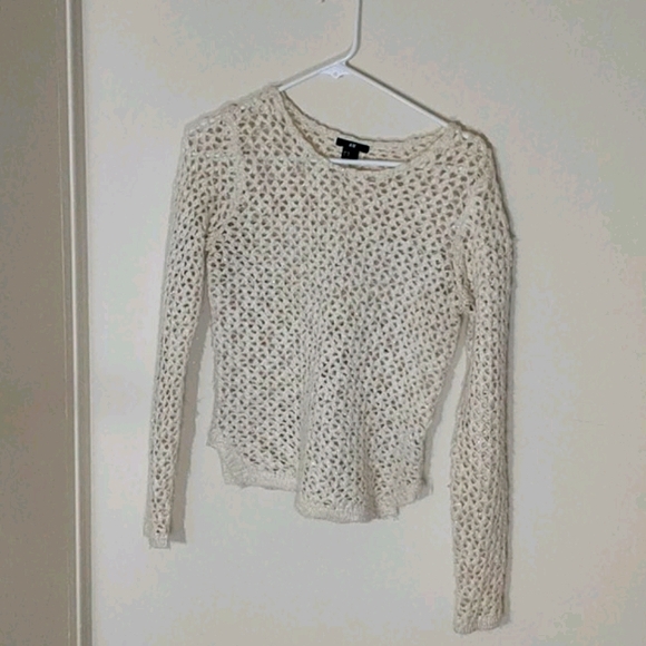 H&m gold and cream sweater - Picture 5 of 8